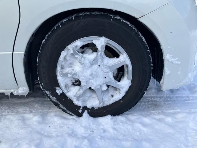 NISSAN ELGRAND  4WD 2005