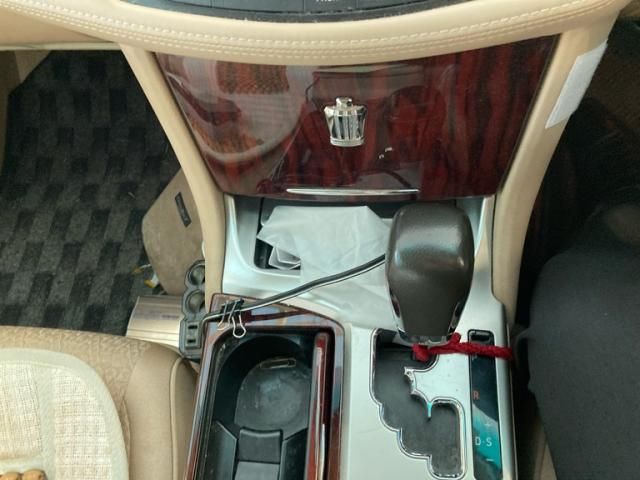 TOYOTA CROWN sedan 2011