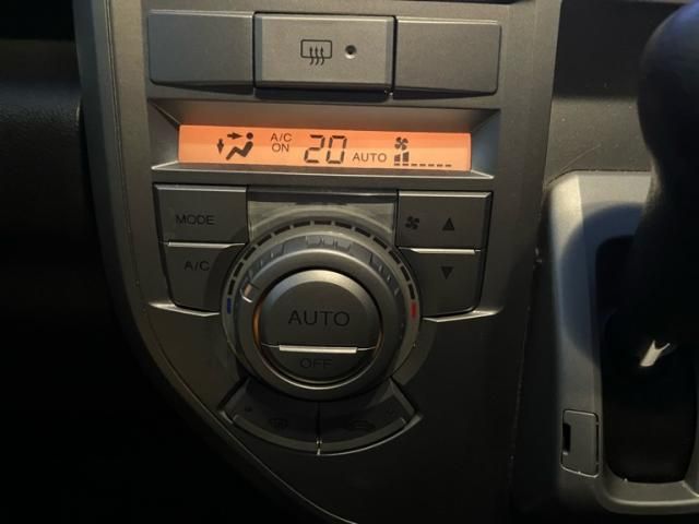 HONDA ZEST SPARK 2012