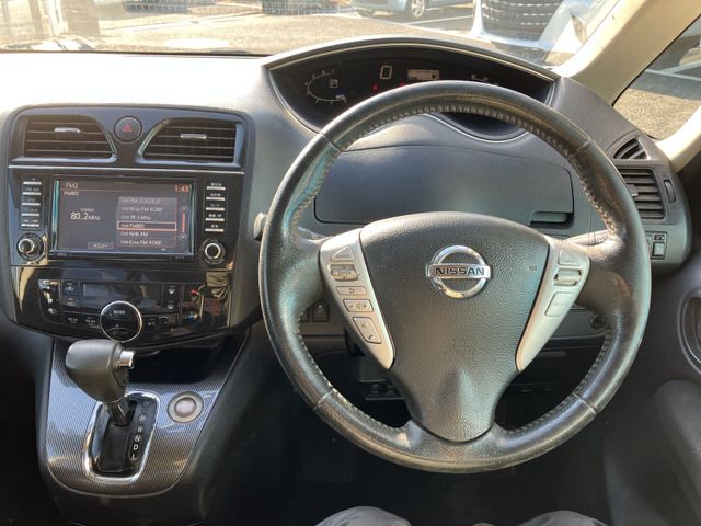 NISSAN SERENA  S-HYBRID 2013
