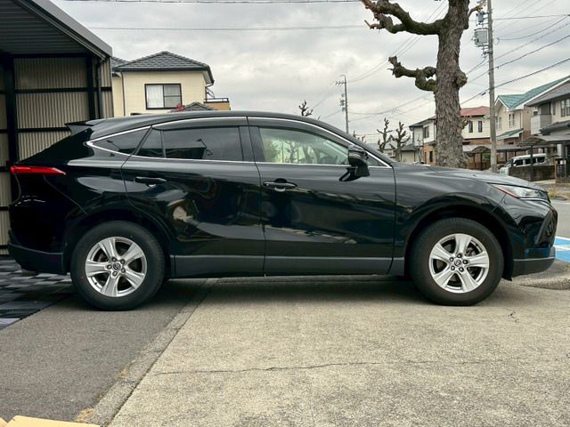TOYOTA HARRIER 2WD 2021