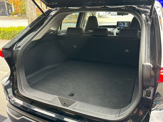 TOYOTA HARRIER 2WD 2021