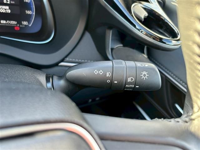 TOYOTA HARRIER HYBRID 2024