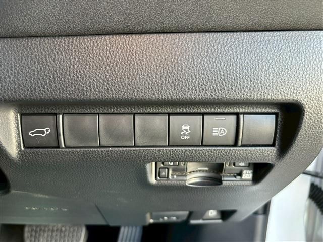 TOYOTA HARRIER HYBRID 2024