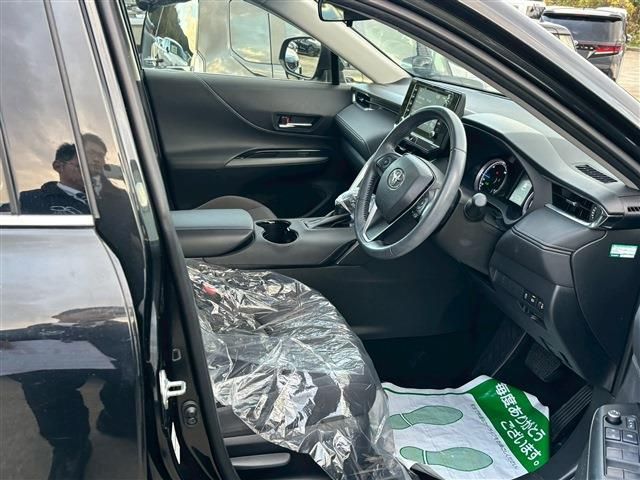 TOYOTA HARRIER HYBRID 2022