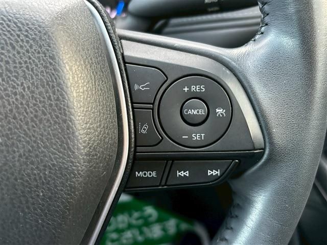 TOYOTA HARRIER HYBRID 2022