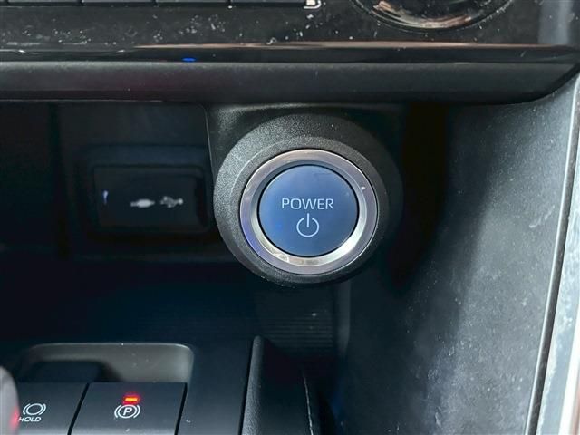 TOYOTA HARRIER HYBRID 2022