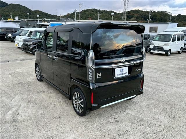 HONDA N BOX CUSTOM 2022