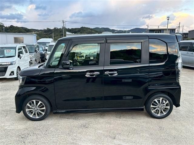 HONDA N BOX CUSTOM 2022