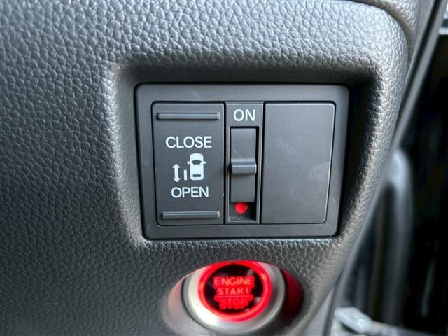 HONDA N BOX CUSTOM 2022