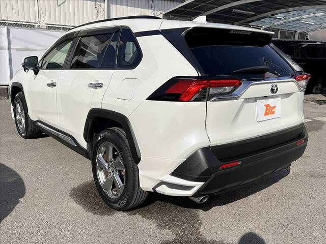 TOYOTA RAV4 2WD 2019