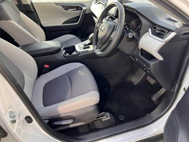 TOYOTA RAV4 2WD 2019