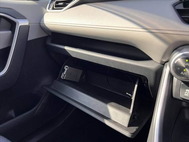 TOYOTA RAV4 2WD 2019