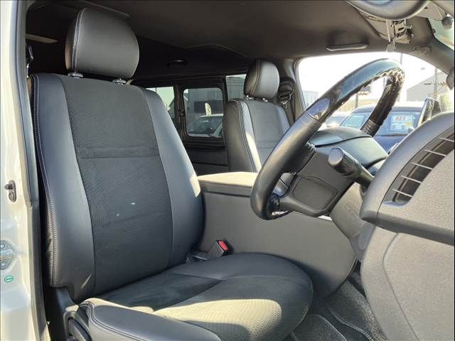 TOYOTA HIACE van 2WD 2019