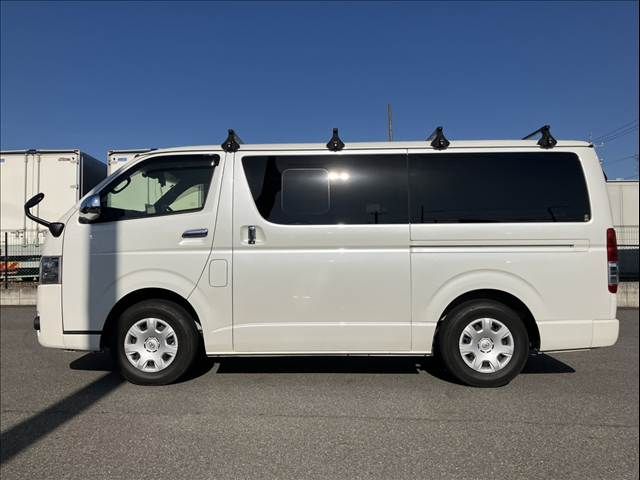TOYOTA HIACE van 2WD 2019