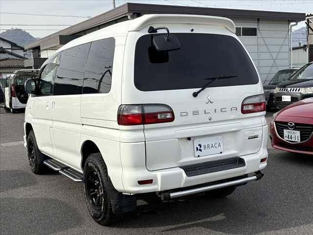 MITSUBISHI DELICA SPACE GEAR  4WD 2006