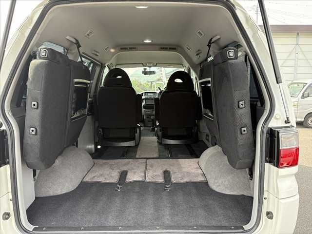MITSUBISHI DELICA SPACE GEAR  4WD 2006