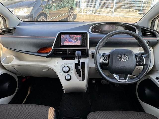 TOYOTA SIENTA 4WD 2016