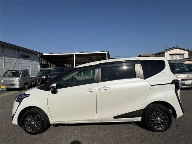 TOYOTA SIENTA 4WD 2016