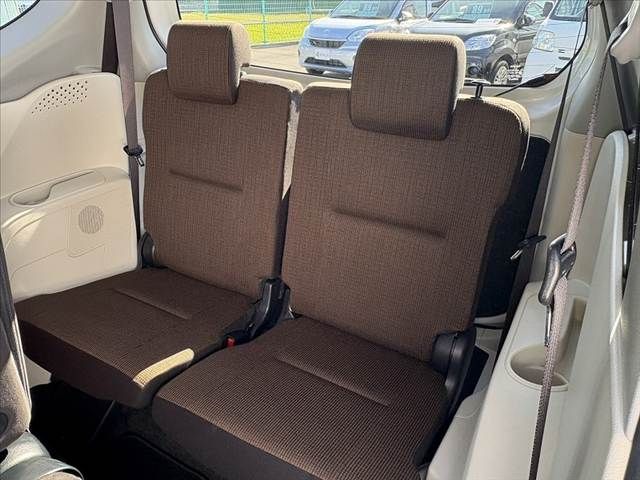 TOYOTA SIENTA 4WD 2016