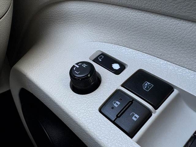 TOYOTA SIENTA 4WD 2016