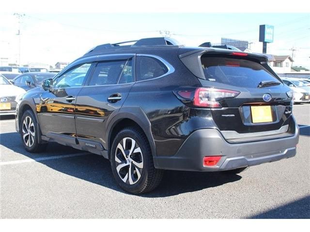 SUBARU LEGACY OUTBACK 2023