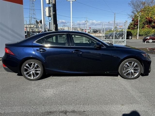 TOYOTA LEXUS IS300 2017