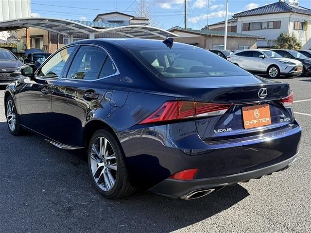 TOYOTA LEXUS IS300 2017