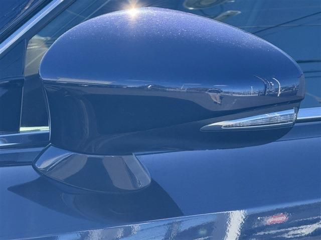 TOYOTA LEXUS IS300 2017