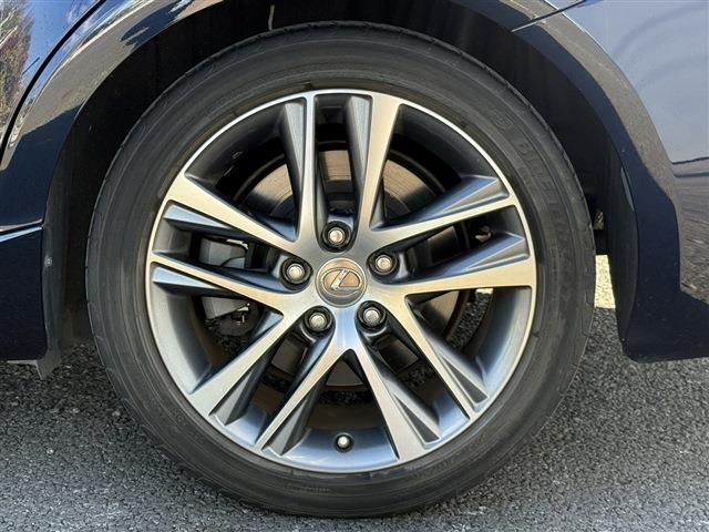 TOYOTA LEXUS IS300 2017