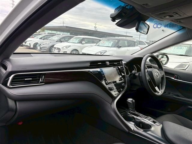 TOYOTA CAMRY HYBRID 2020