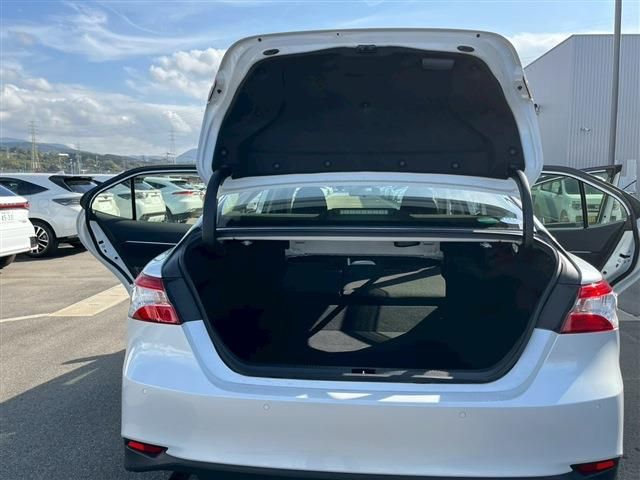 TOYOTA CAMRY HYBRID 2020