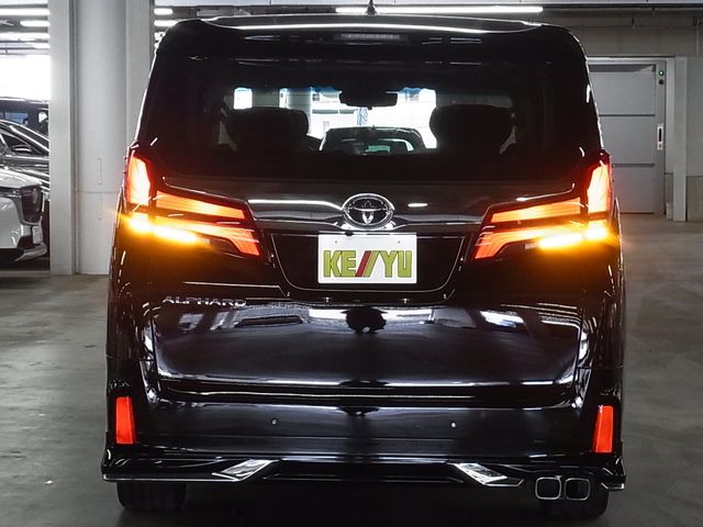 TOYOTA ALPHARD 2022