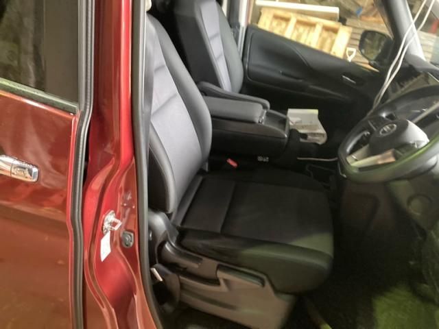 NISSAN SERENA  S-HYBRID 2021