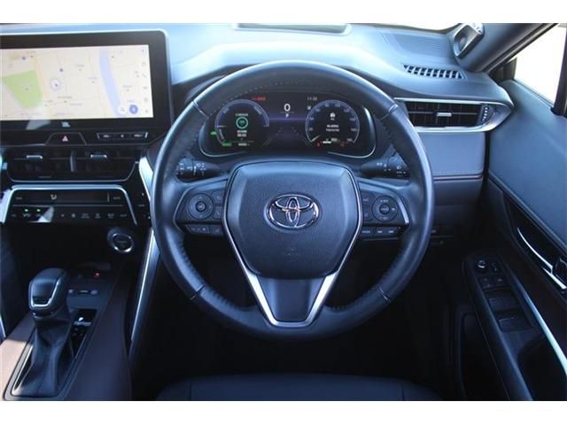 TOYOTA HARRIER HYBRID 2023