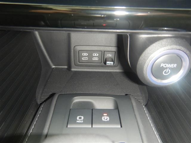 TOYOTA HARRIER HYBRID 2024