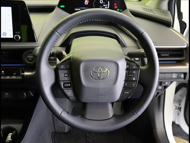 TOYOTA PRIUS 2023
