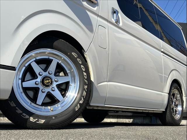 TOYOTA HIACE van 2WD 2017