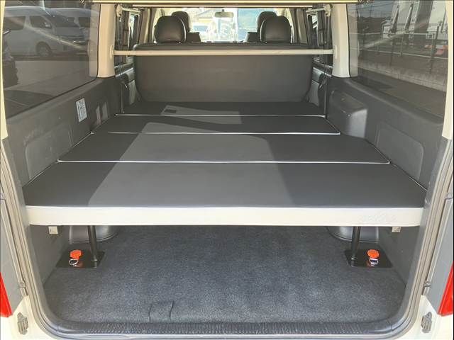 TOYOTA HIACE van 2WD 2017