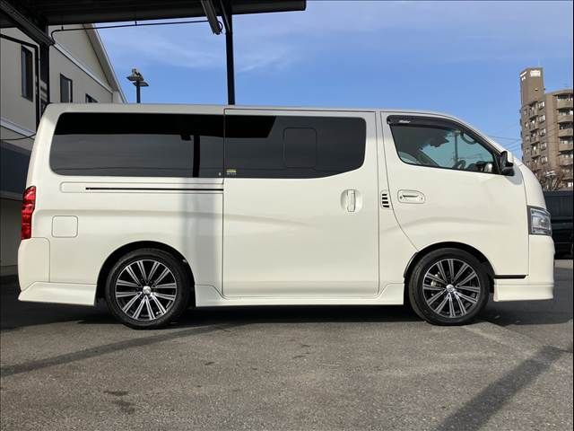 NISSAN NV350 CARAVAN 2016