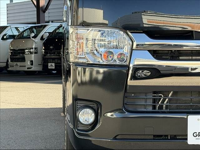 TOYOTA HIACE van 2WD 2016