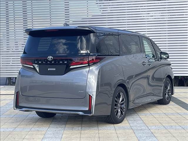 TOYOTA VELLFIRE 2025