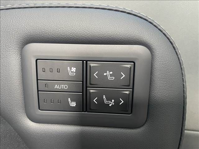 TOYOTA VELLFIRE 2025