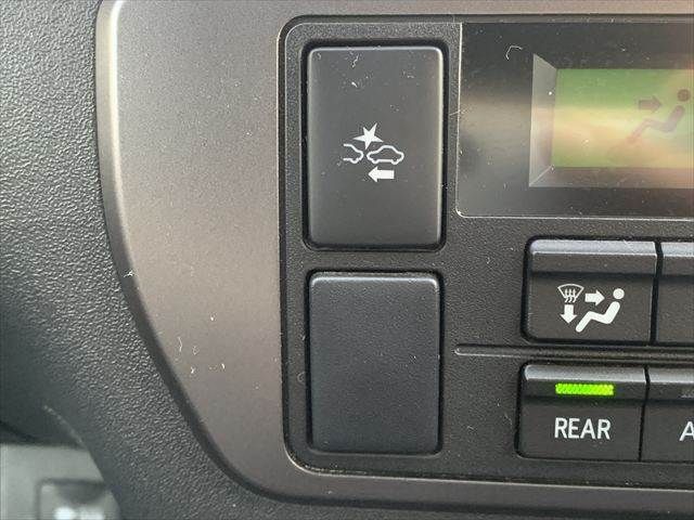 TOYOTA HIACE van 2WD 2020