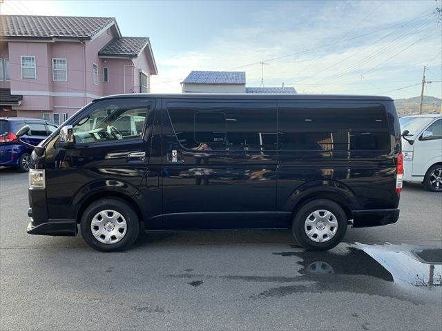 TOYOTA HIACE van 2WD 2020