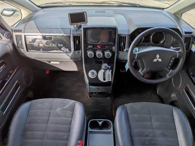 MITSUBISHI DELICA D:5 4WD 2018