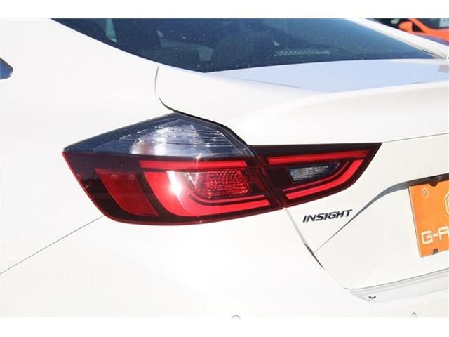 HONDA INSIGHT sedan 2019