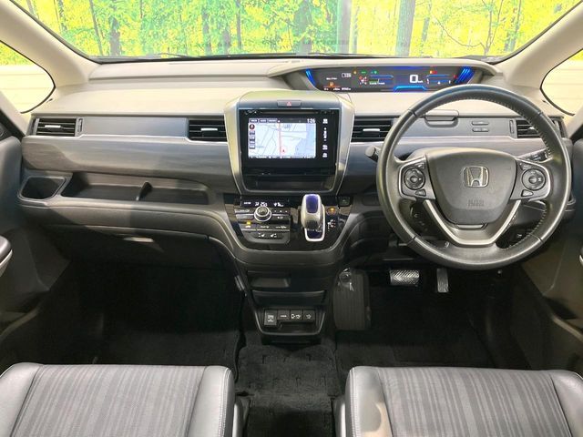 HONDA FREED plus HYBRID 2017