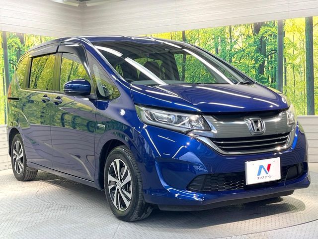 HONDA FREED plus HYBRID 2017