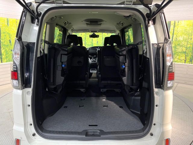 NISSAN SERENA  WG 2018